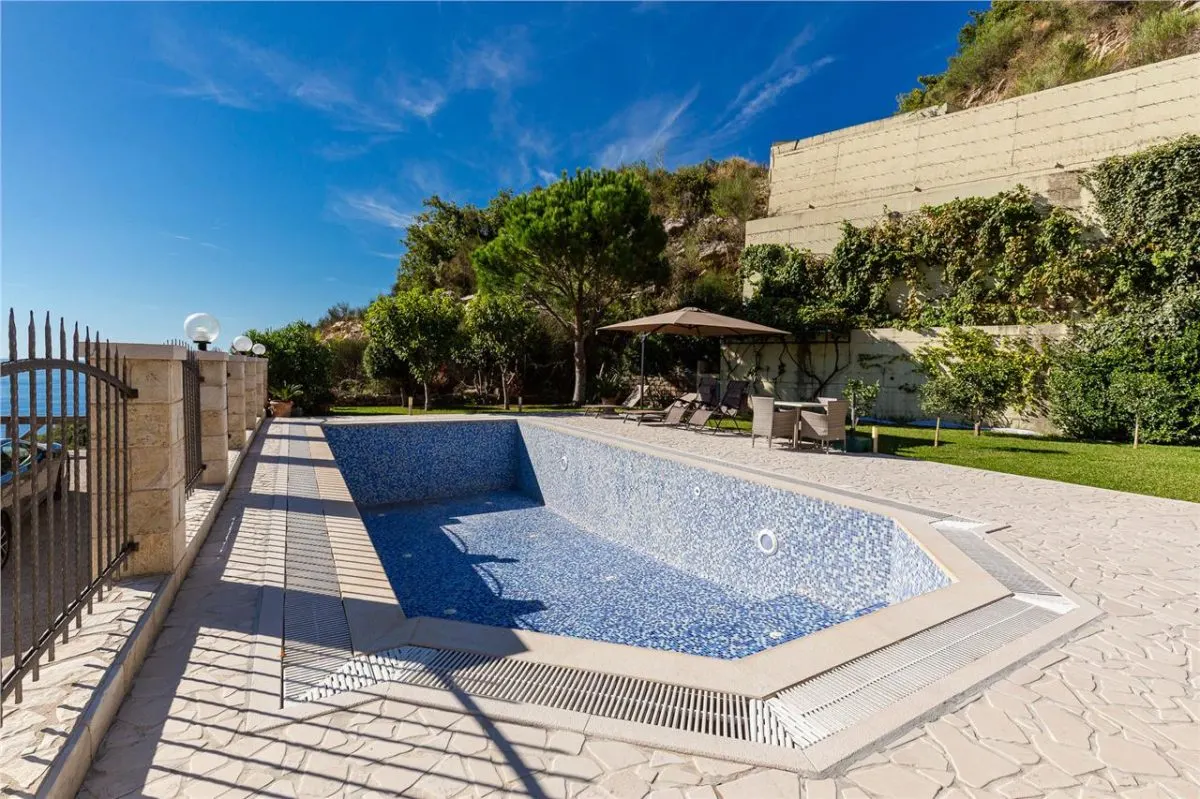 Villa for Sale in Budva - foto 15