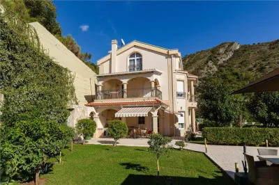 Villa for Sale in Budva - foto 17