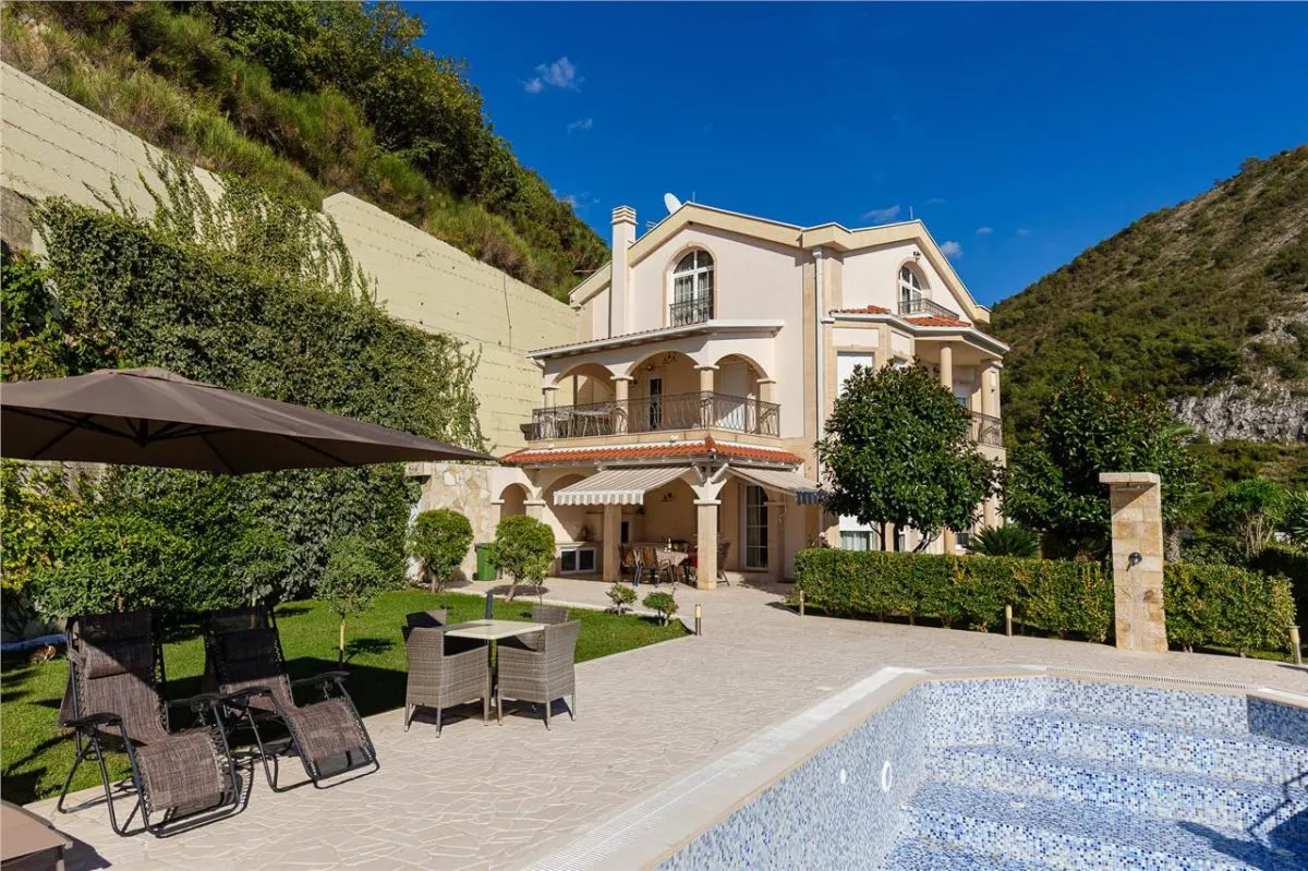 Villa for Sale in Budva - foto 18