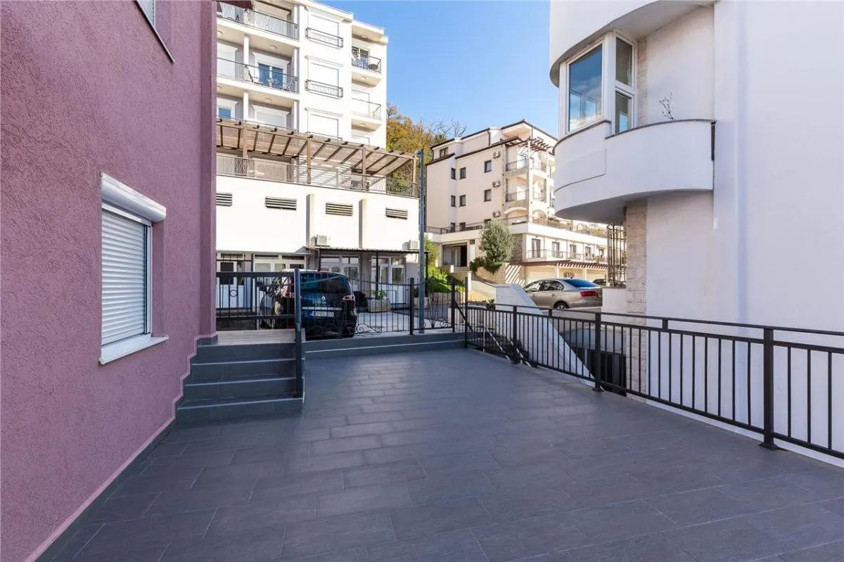 Apartment for Sale in Budva - foto 11