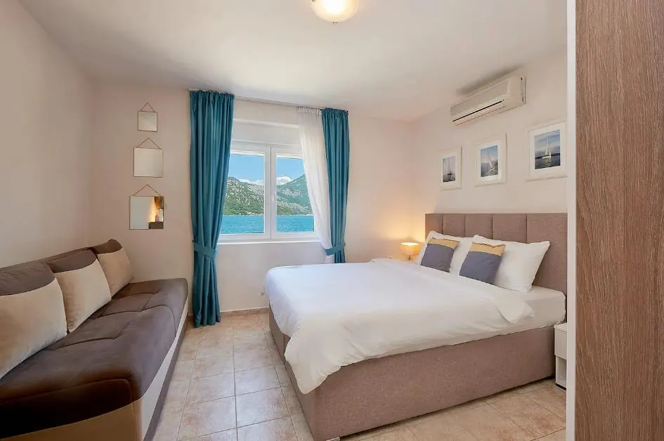 House for Sale in Kotor - foto 19
