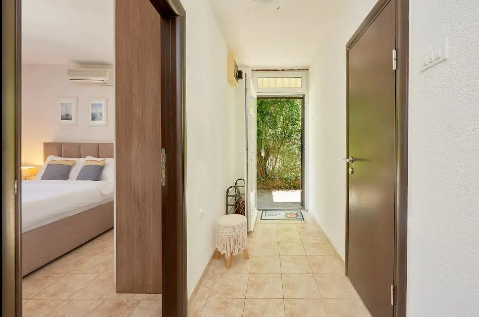 House for Sale in Kotor - foto 10