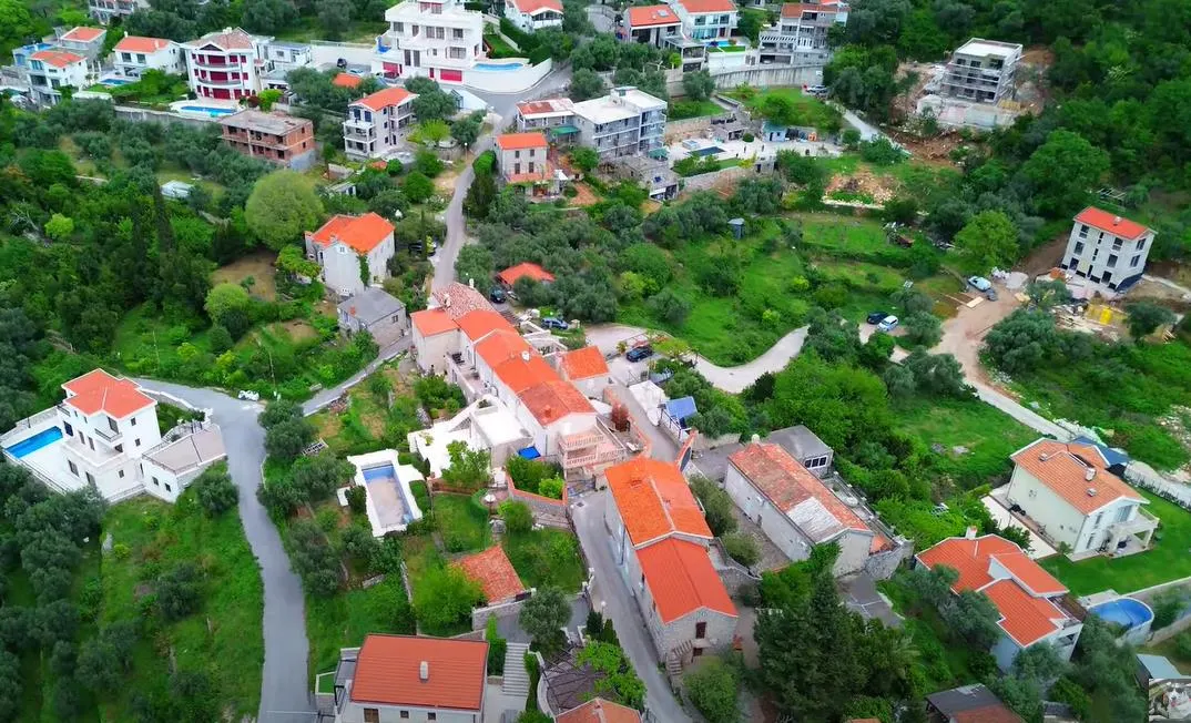 Land for Sale in Budva - foto 1