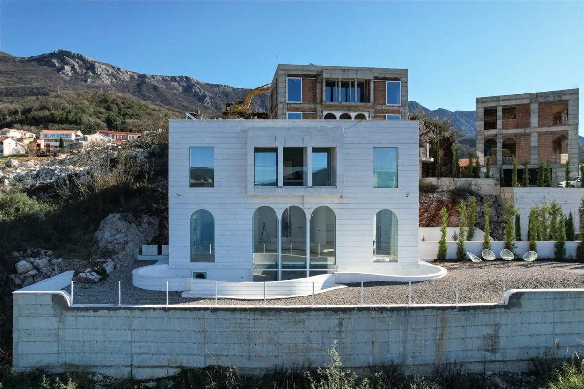 Villa for Sale in Budva - foto 2