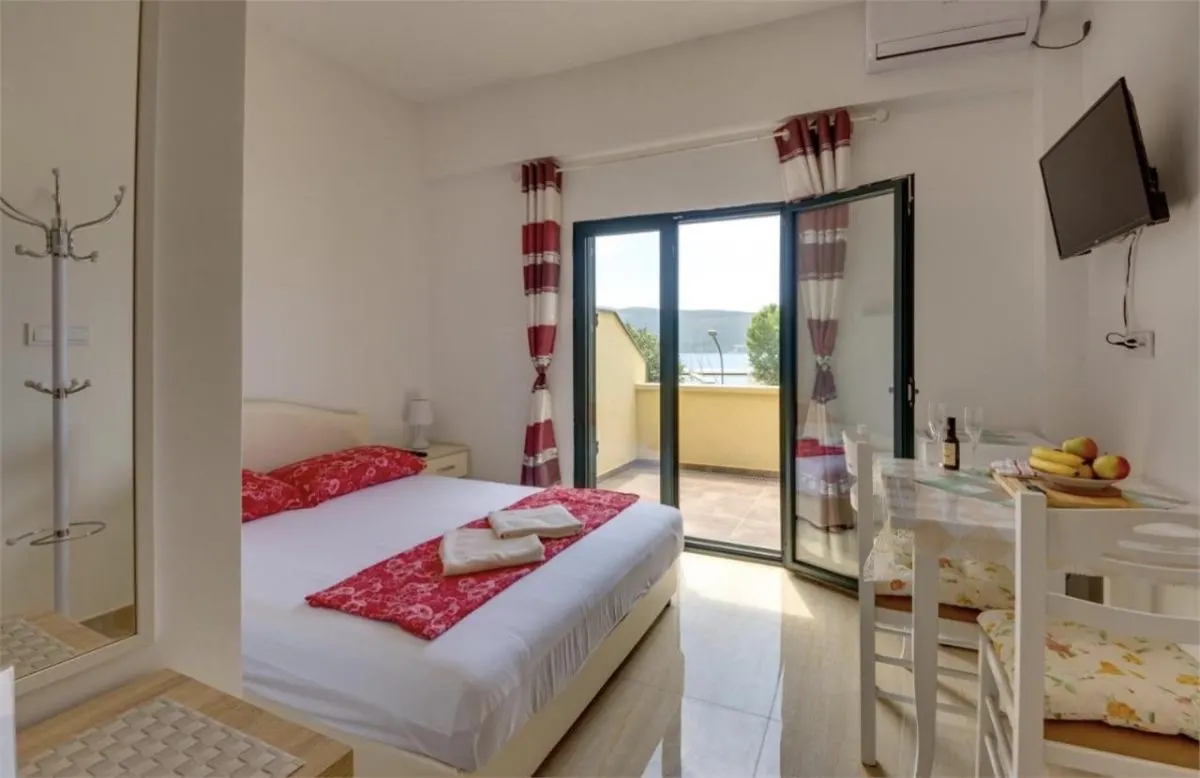 House for Sale in Herceg-Novi - foto 1
