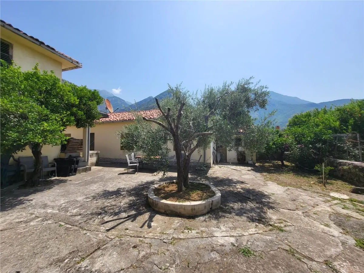 House for Sale in Bar - foto 1
