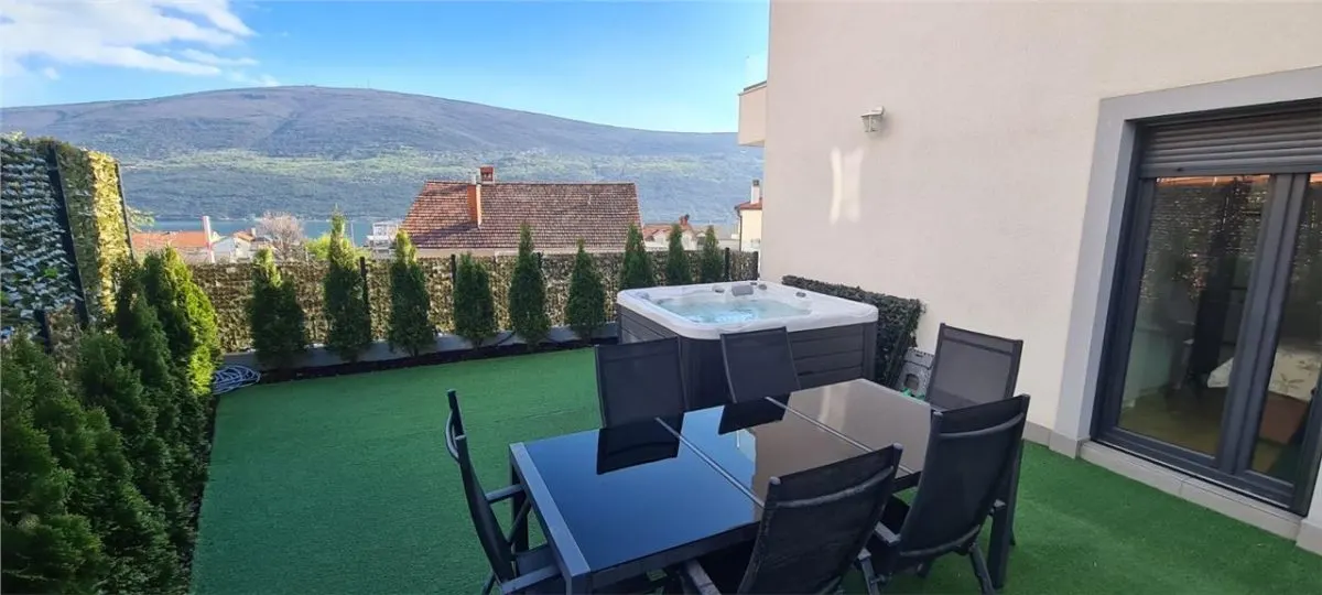 Apartment for Sale in Herceg-Novi - foto 1