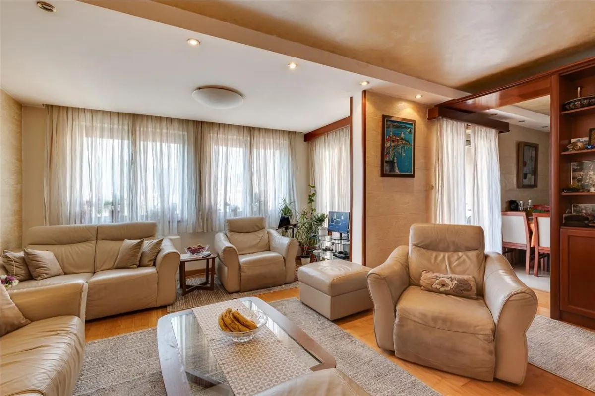 Casa en Venta en Budva - foto 2