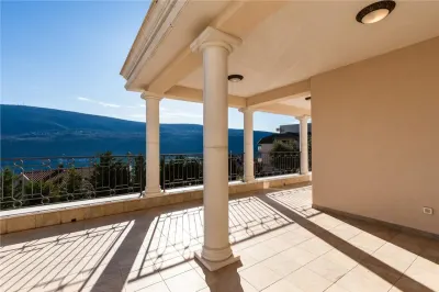Villa for Sale in Herceg-Novi - foto 2