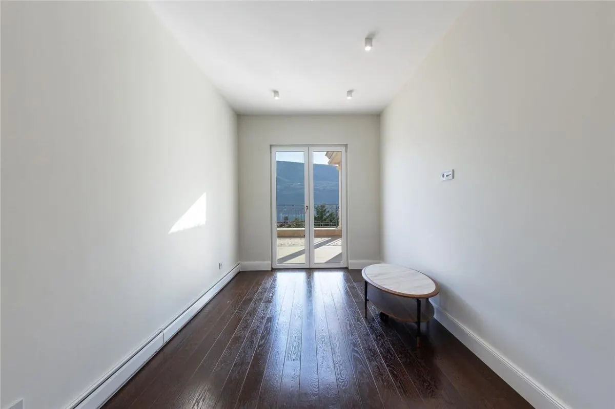 Villa for Sale in Herceg-Novi - foto 6