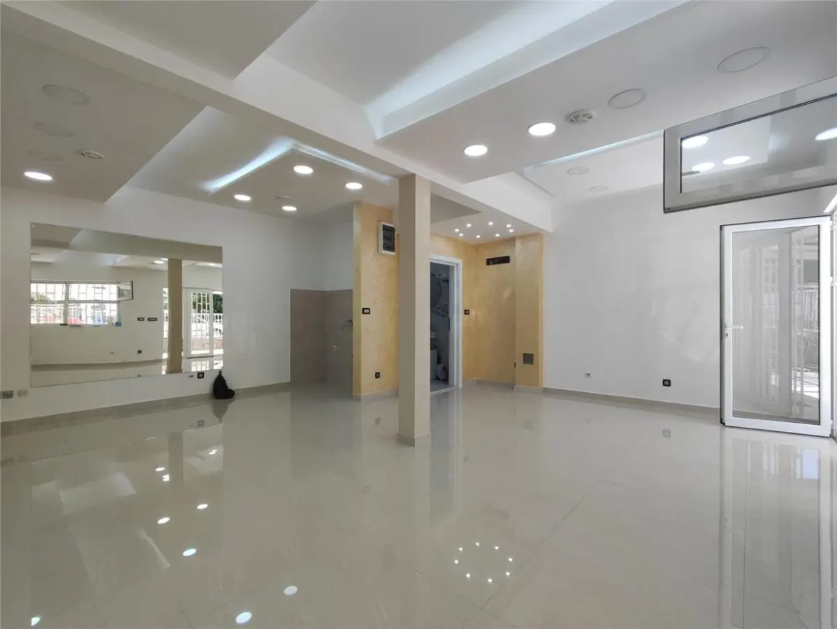 Commercial Space for Sale in Budva - foto 1