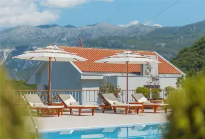 Villa for Sale in Budva - foto 2