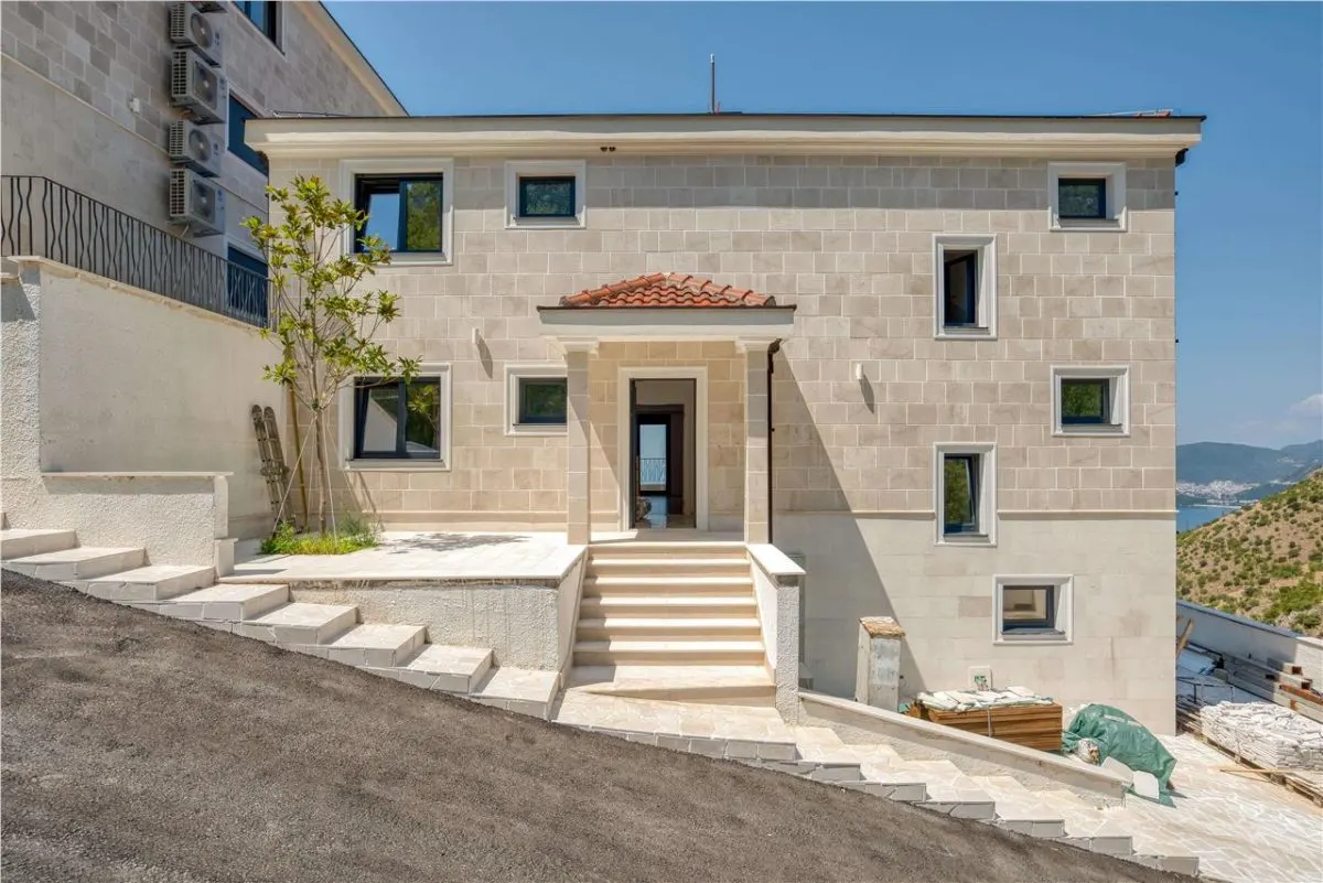 Villa for Sale in Budva - foto 3