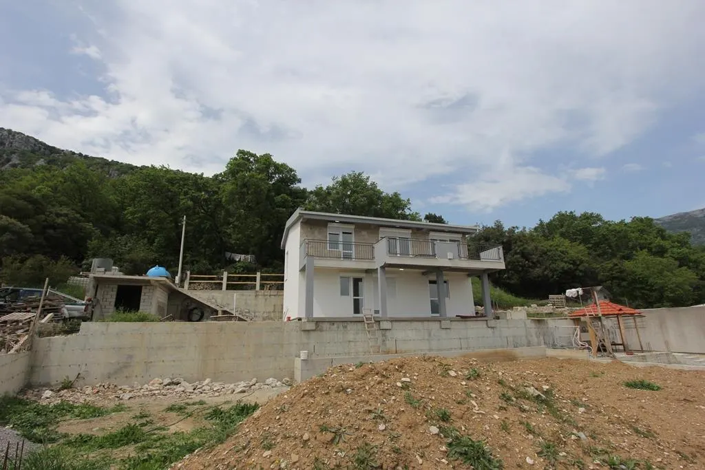 House for Sale in Bar - foto 1