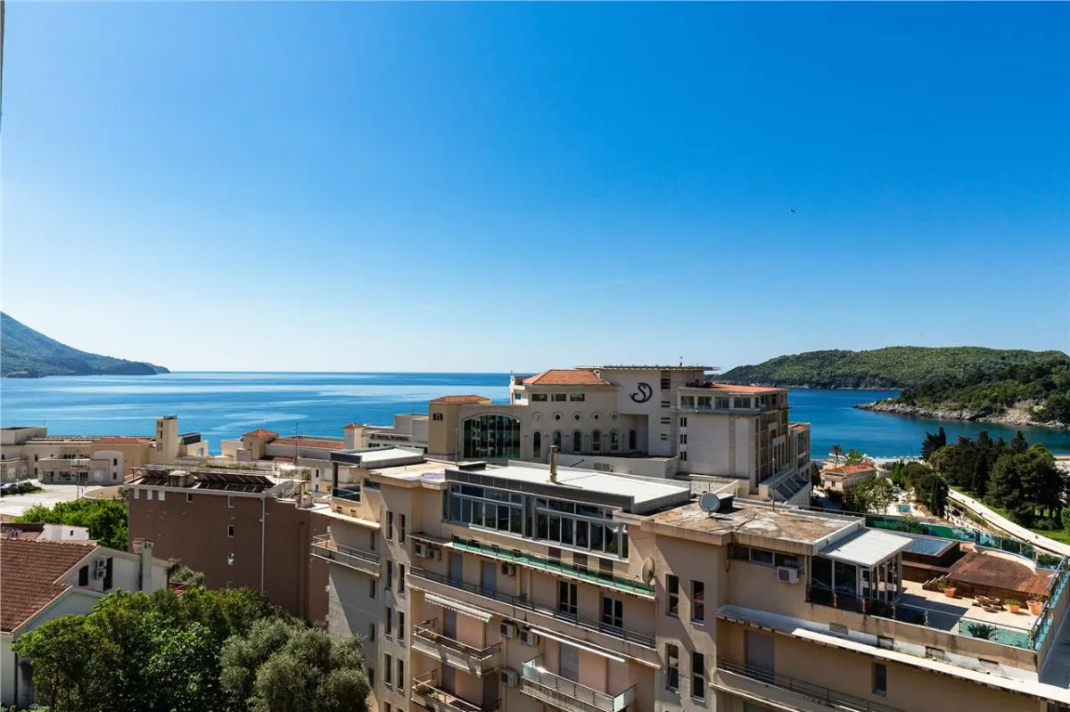 Apartment for Sale in Budva - foto 1