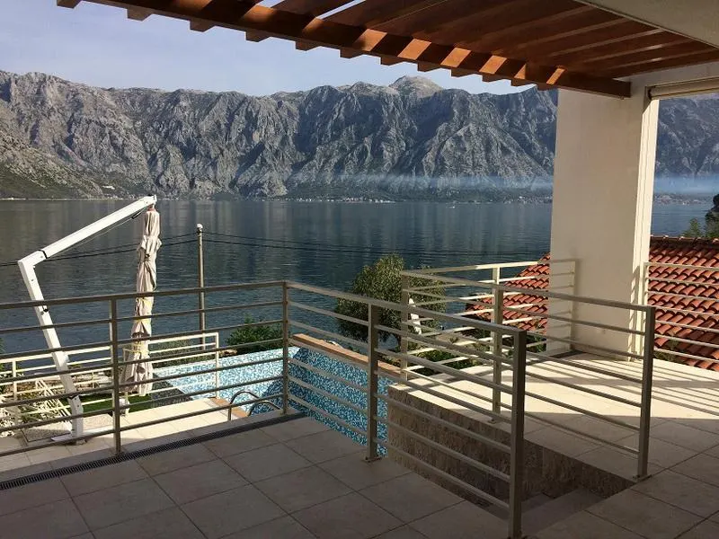 House for Sale in Kotor - foto 13