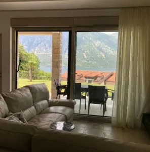 Apartment for Sale in Kotor - foto 2
