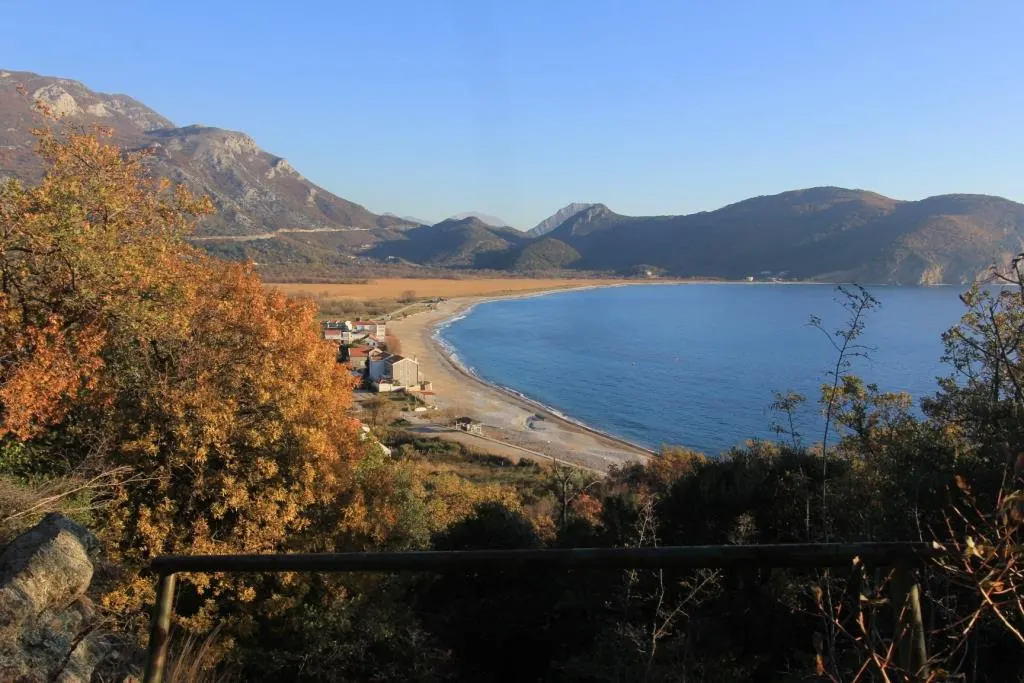 Land for Sale in Budva - foto 1