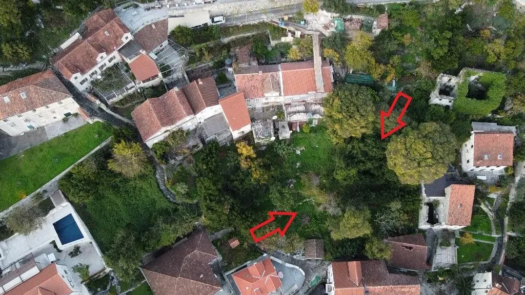 Land for Sale in Kotor - foto 1