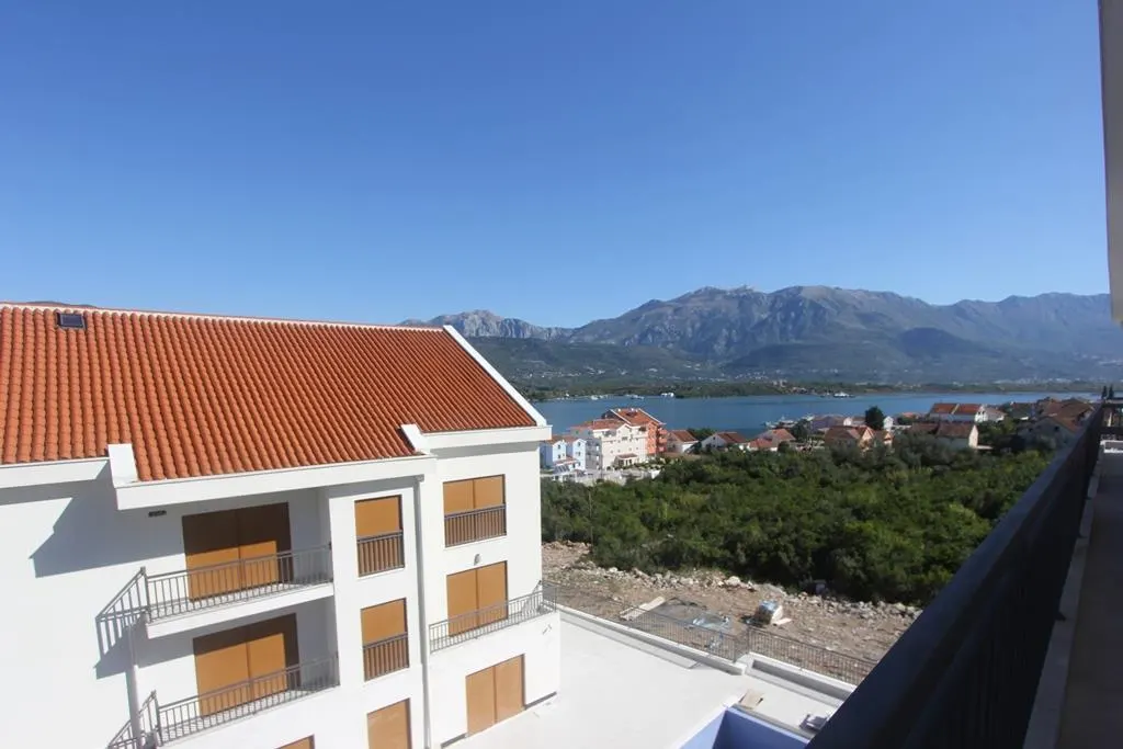 Apartment for Sale in Tivat - foto 1