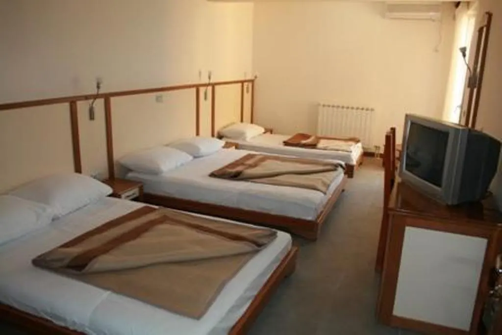 Hotel for Sale in Kotor - foto 3