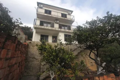 House for Sale in Herceg-Novi - Herceg Novi