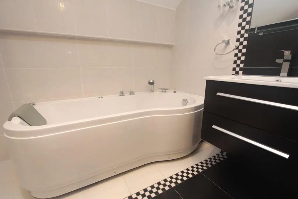 Hotel for Sale in Budva - foto 22