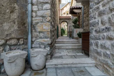 House for Sale in Kotor - foto 11