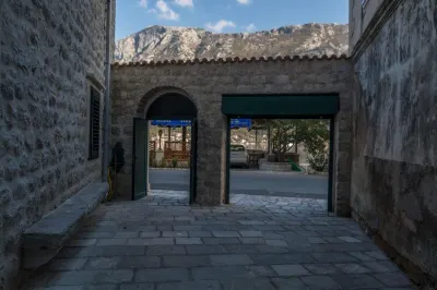 House for Sale in Kotor - foto 13