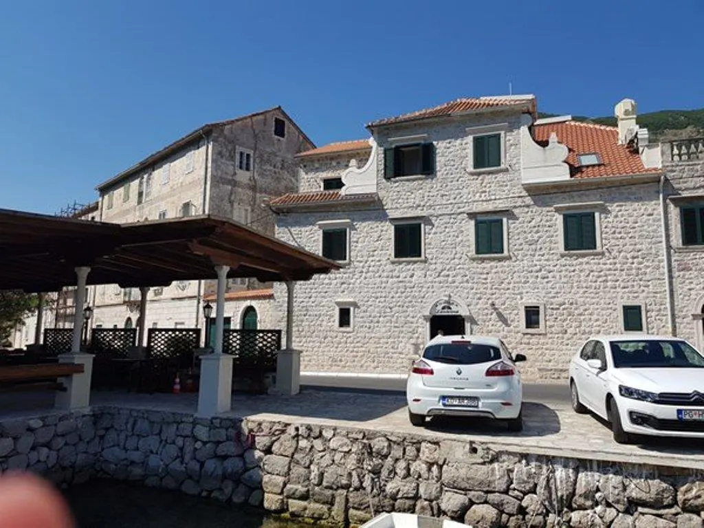 House for Sale in Kotor - foto 7