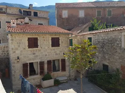 House for Sale in Kotor - foto 9