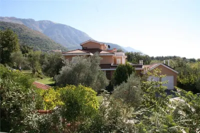 Villa for Sale in Kotor - Kotor
