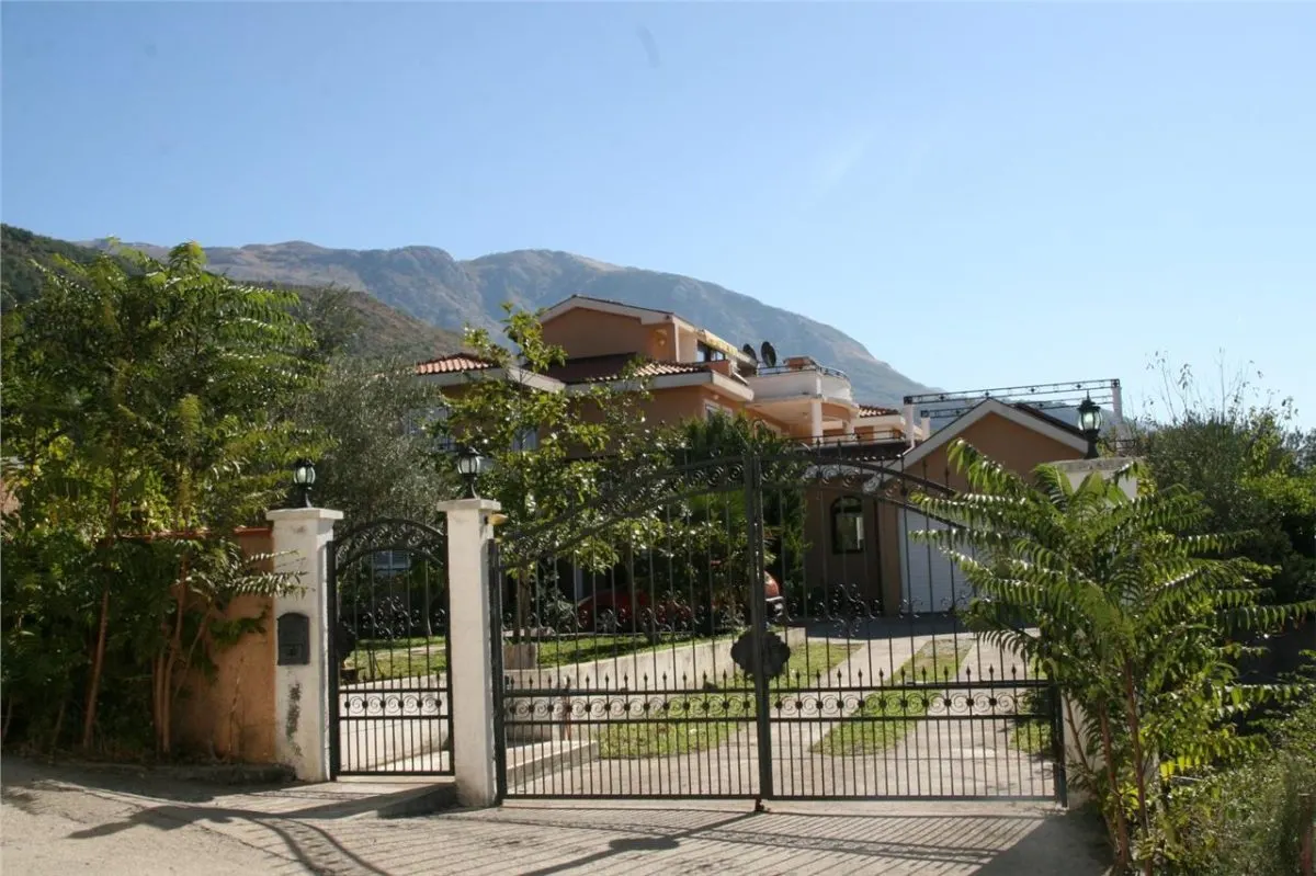 Villa for Sale in Kotor - foto 3