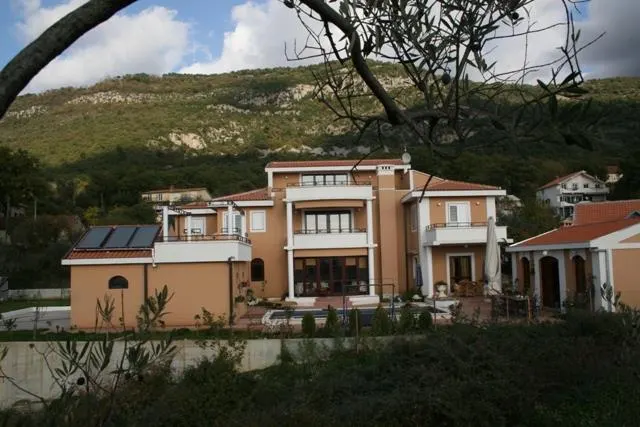 Villa for Sale in Kotor - foto 9