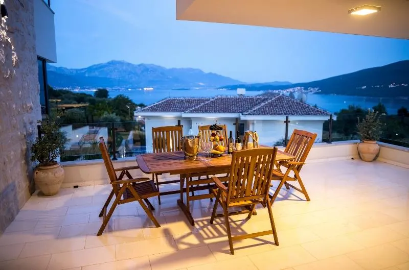 Villa for Sale in Herceg-Novi - foto 8