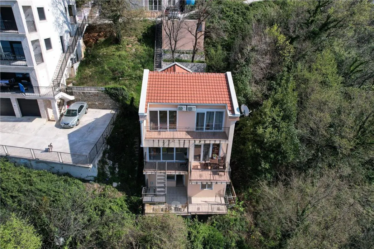 House for Sale in Tivat - foto 2