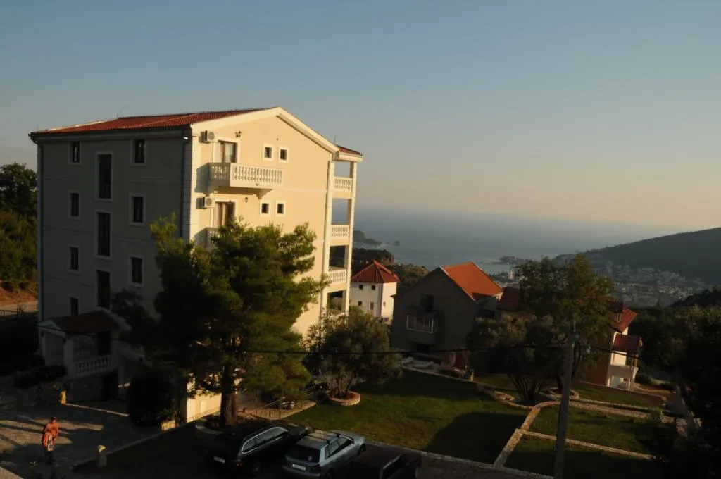 Villa for Sale in Budva - foto 4