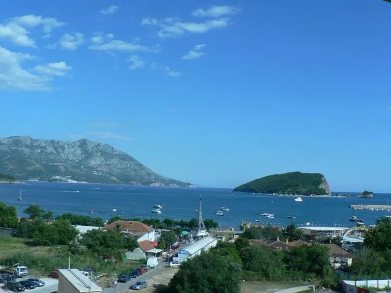 Apartment for Sale in Budva - foto 1