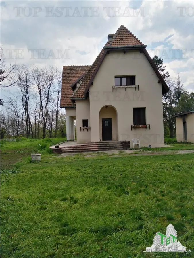 House / villa for sale 2100 sqm in ILFOV County - foto 2