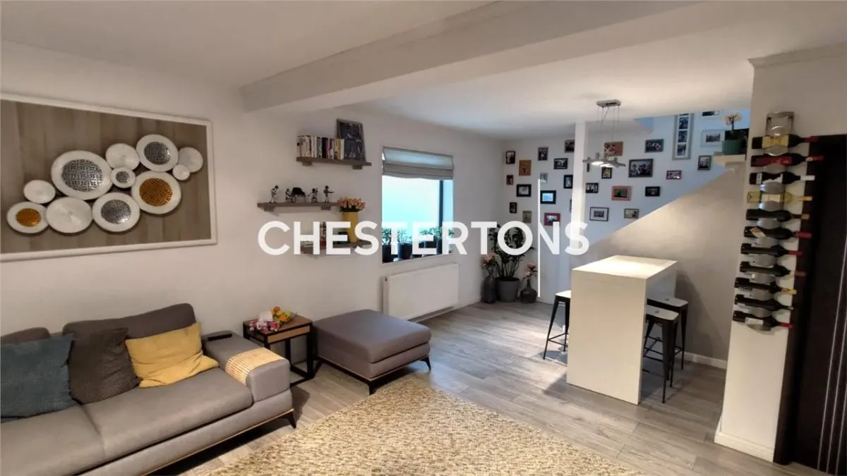 Four-Bedroom Furnished Villa with Terrace in Militari Residence - foto 2