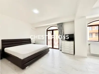 Luxury Villa with Distinctive Architecture in Prelungirea Ghencea - foto 16