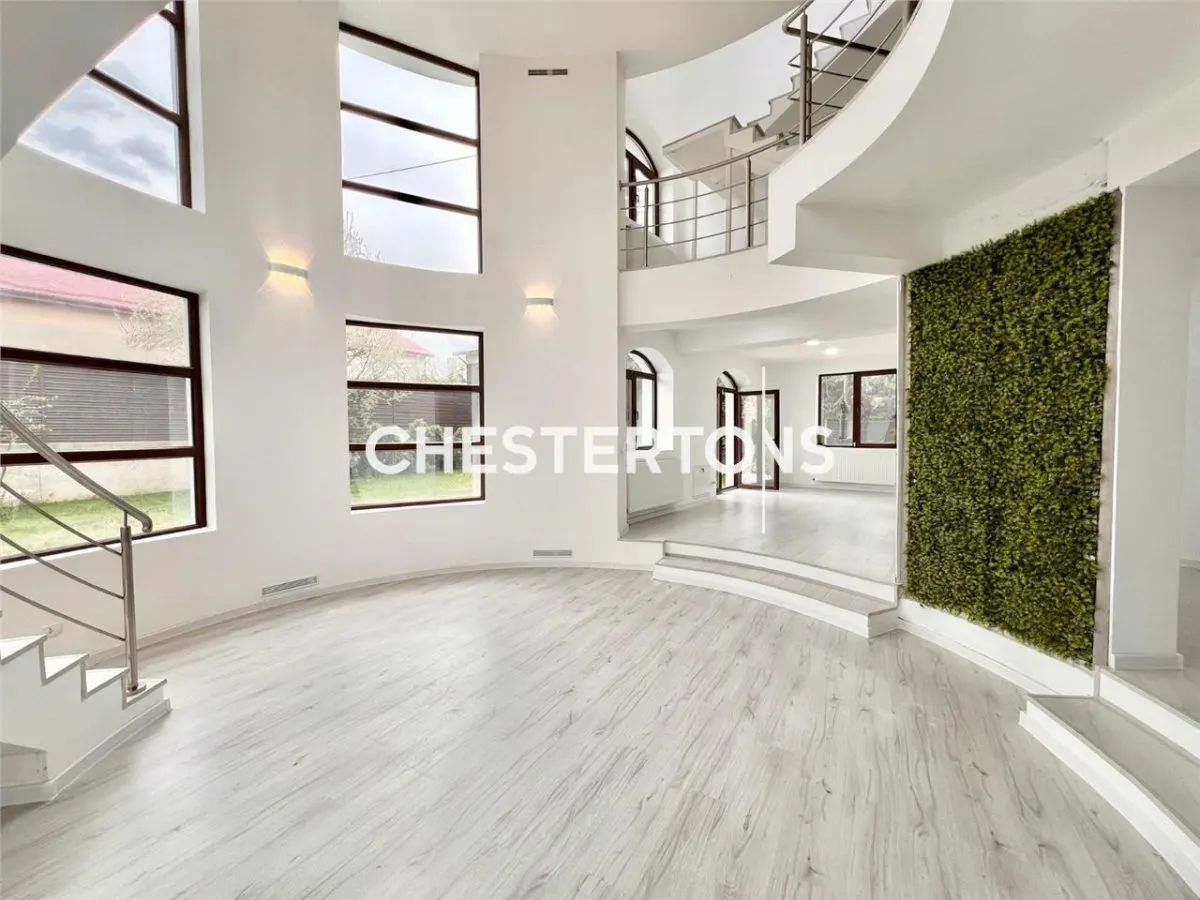 Luxury Villa with Distinctive Architecture in Prelungirea Ghencea - foto 4