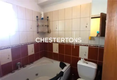 Spacious Villa for Sale in Colentina - foto 11
