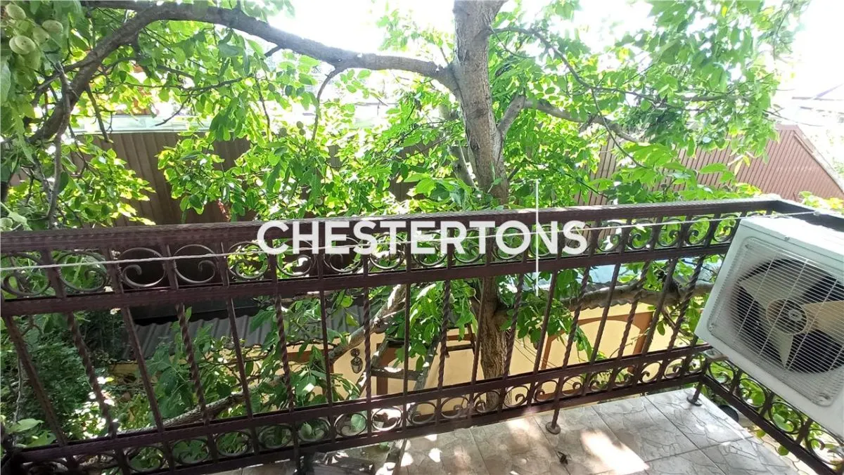 Spacious Villa for Sale in Colentina - foto 14