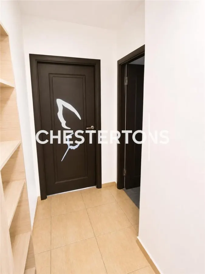 Three-Bedroom Apartment for Sale, Drumul Taberei near Moghioroș Park and Metro - foto 4