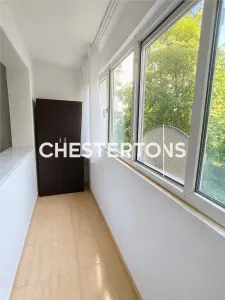 Three-Bedroom Apartment for Sale, Drumul Taberei near Moghioroș Park and Metro - foto 5