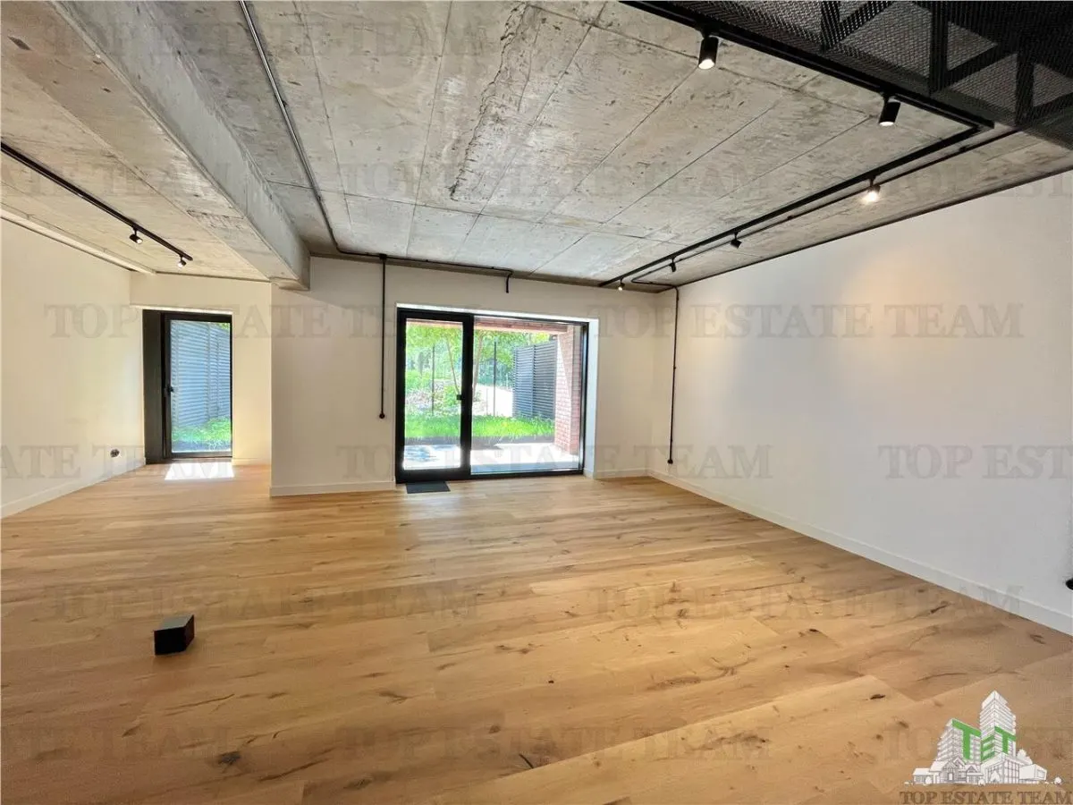Two-Bedroom Loft-Style Apartment with Private Garden - foto 2