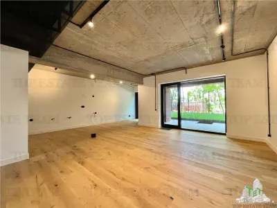 Two-Bedroom Loft-Style Apartment with Private Garden - foto 4