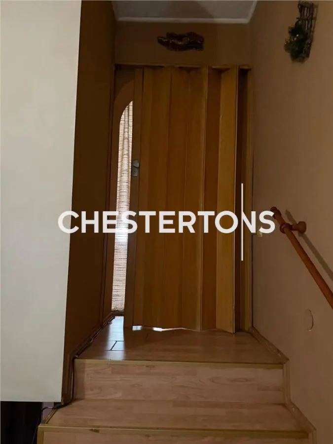 Detached Villa with Exceptional Potential | 1,000 sqm | Ciolpani - foto 10