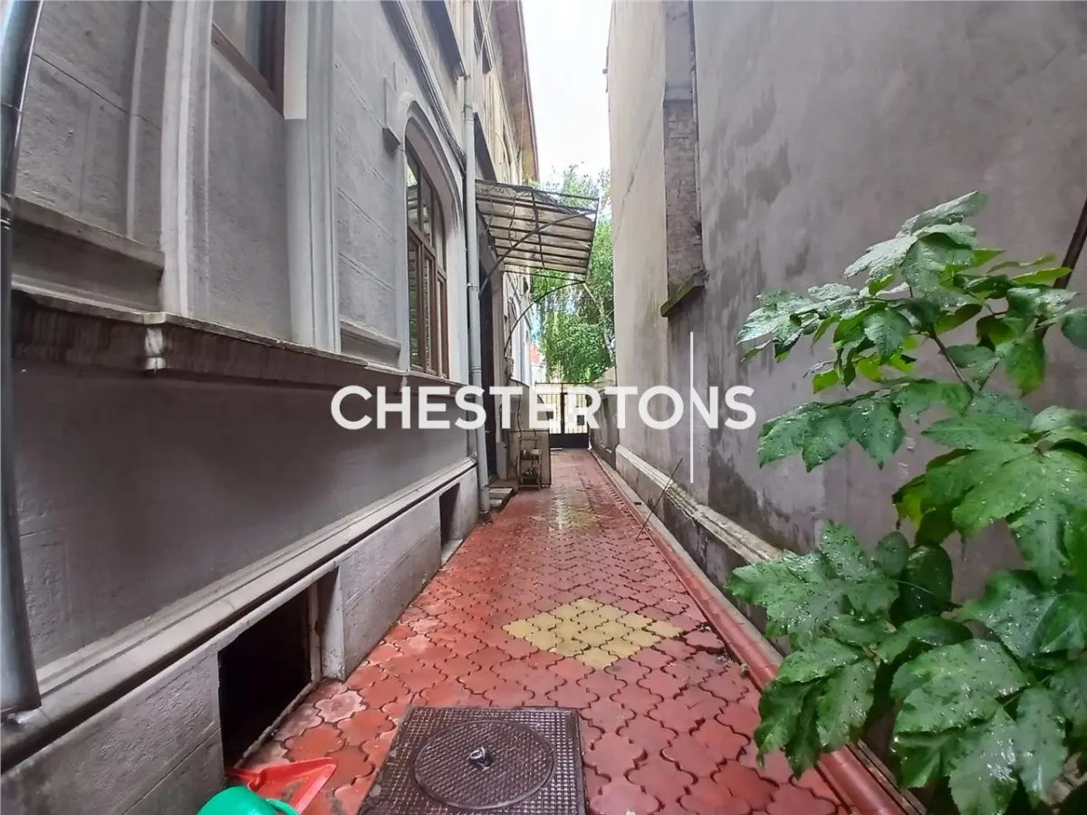 House / villa for sale 60.2 sqm in Bucuresti, Parcul Carol area - foto 4